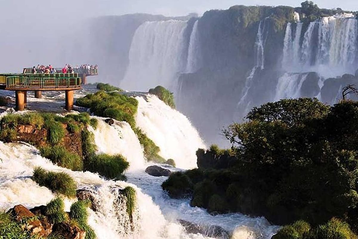 2-day-argentinian-and-brazilian-iguazu-falls_1