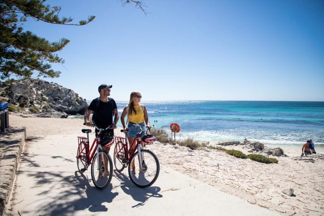 experience-rottnest-with-bike-hire-ex-b-shed_1