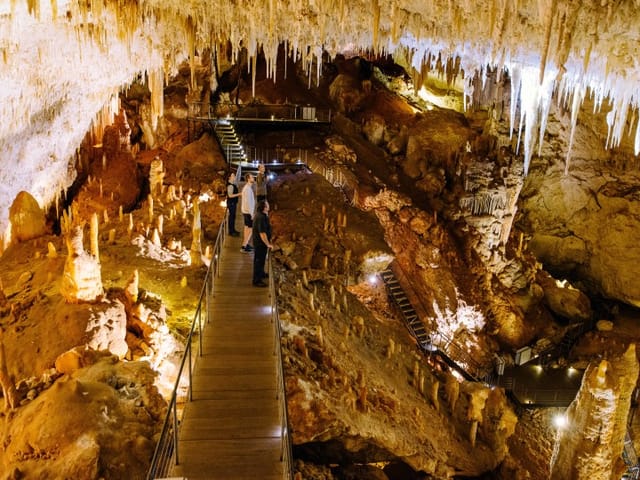 Jewel Cave Guided Tour | Augusta | Perth | Western Australia | Pelago