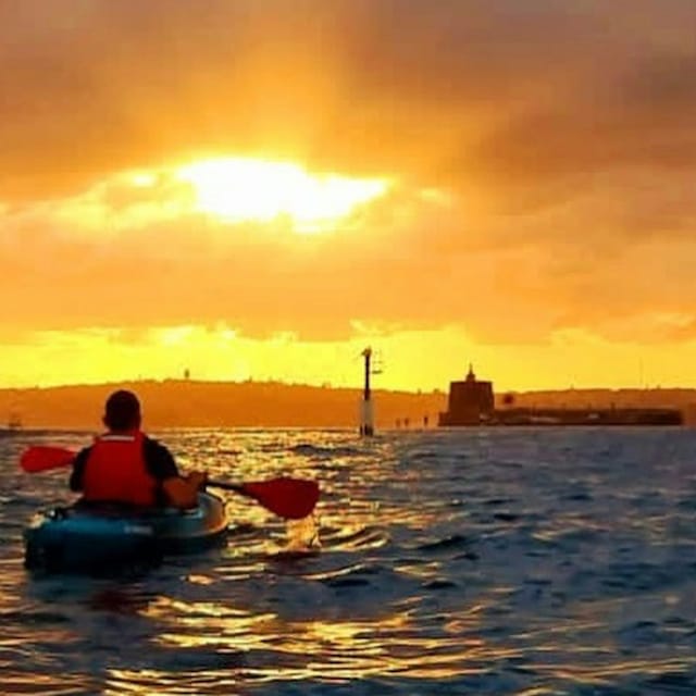 sunrise-kayaking-on-sydney-harbour-with-breakfast_1
