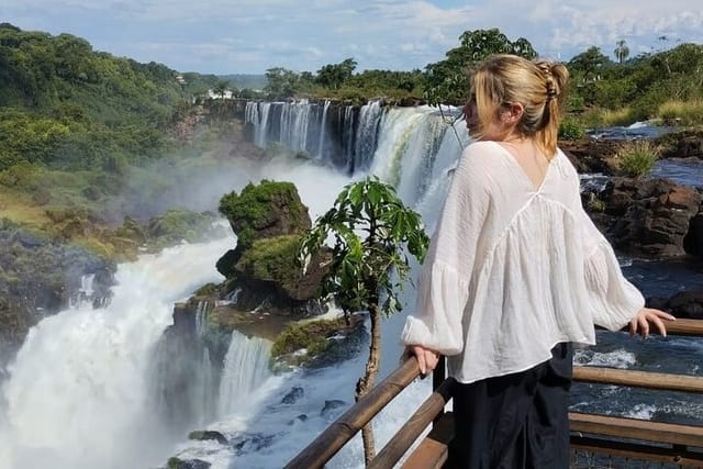 private-tour-of-both-sides-in-a-day-brasil-and-argentina-falls_1