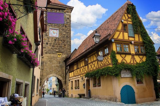 rothenburg-ob-der-tauber-private-walking-tour-with-a-professional-guide_1
