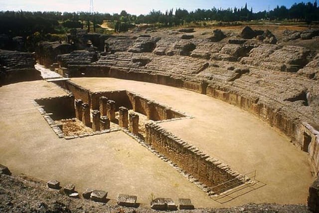private-tour-seville-and-italica-archaeological-site-from-madrid_1