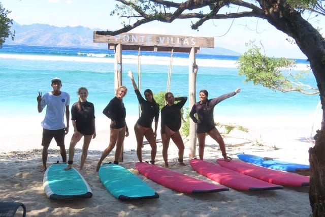 private-surf-lessons-in-selong-belanak-lombok_1