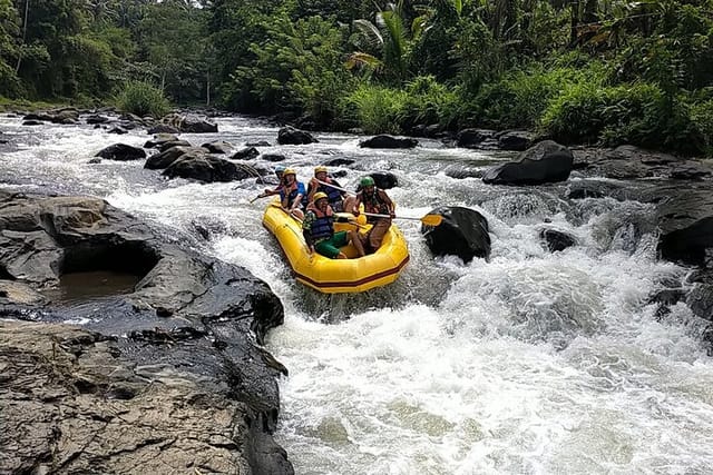 rafting-at-jangkok-river-lombok_1