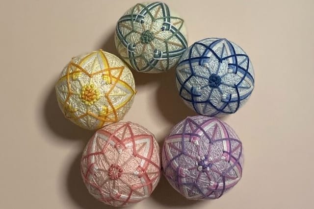 group-class-for-making-temari-japanese-embroidered-balls_1