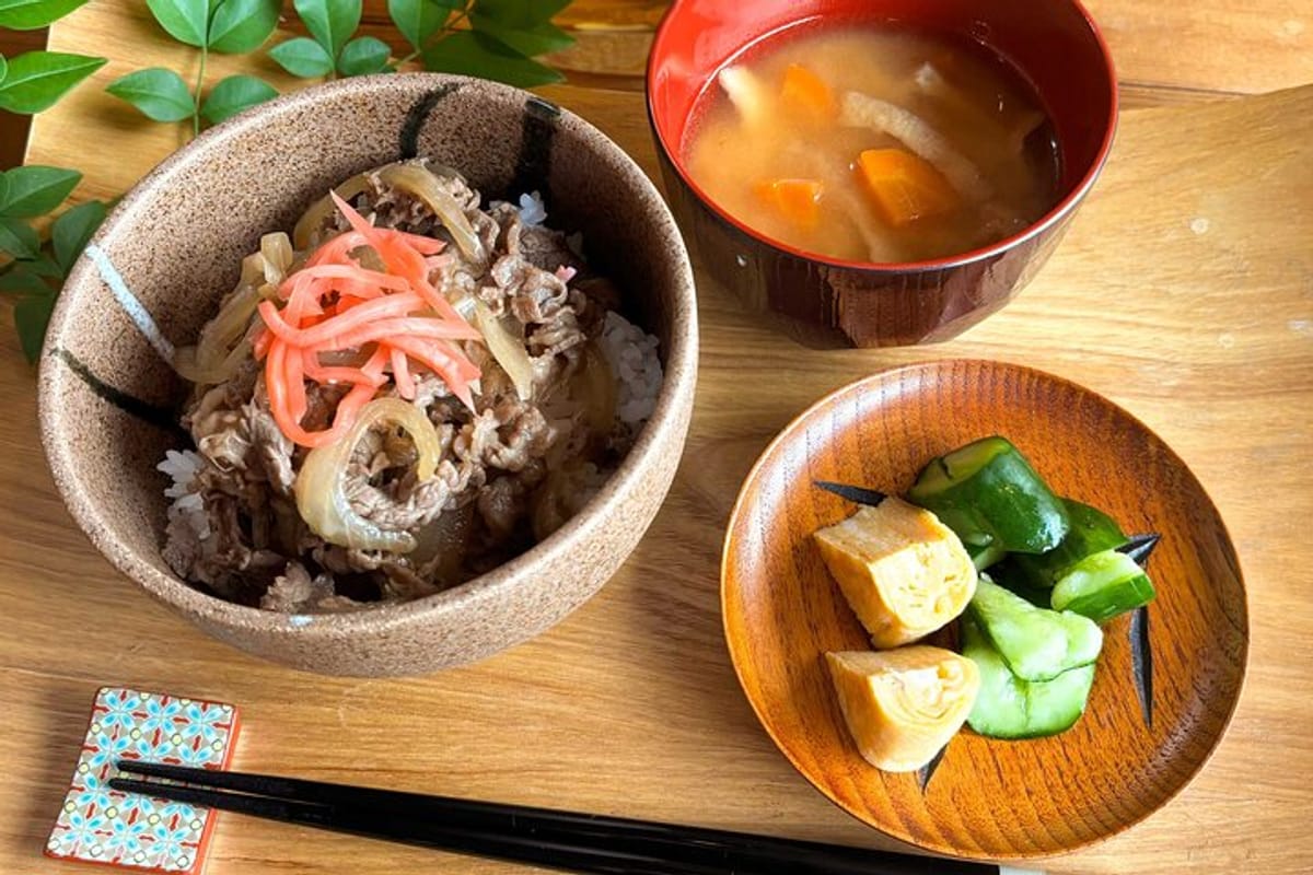 gyudon-japanese-beef-rice-bowl-cooking-experience_1