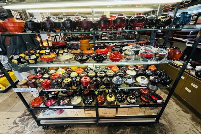 japanese-cookware-and-japanese-tableware-shopping-in-kappabashi_1