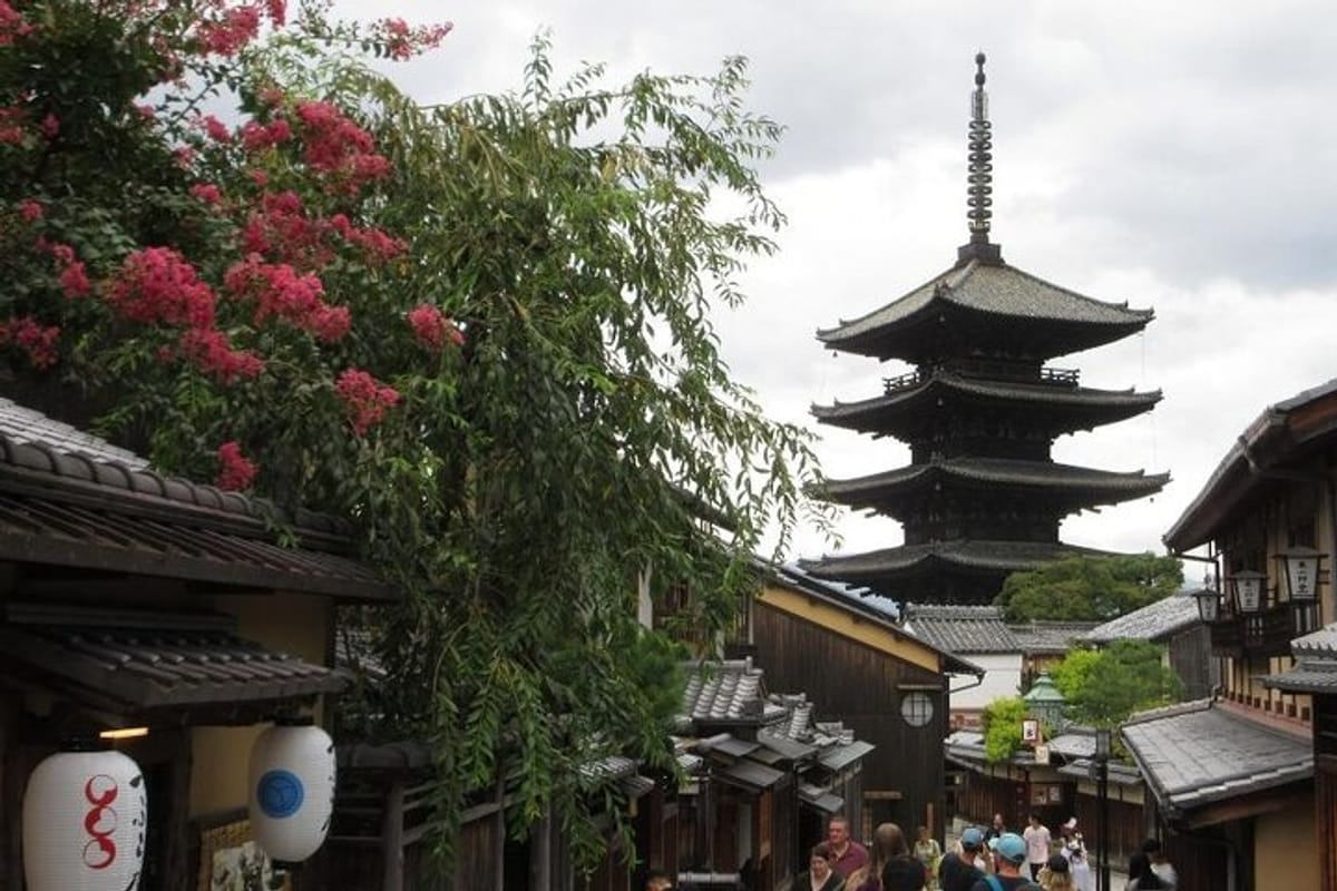 5-tier pagoda of Hokan-ji temple