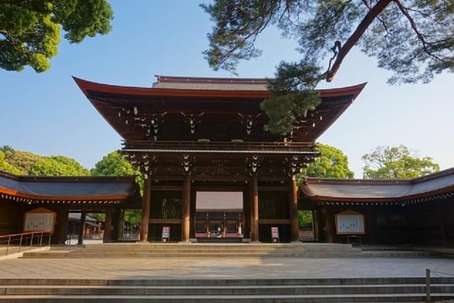 meiji-jingu-shrine-half-day-tour-by-public-transportation_1