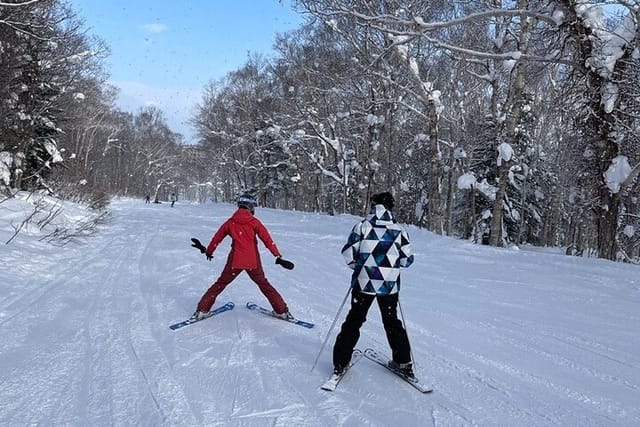 sapporo-private-ski-snowboard-lesson-with-pick-up-service_1