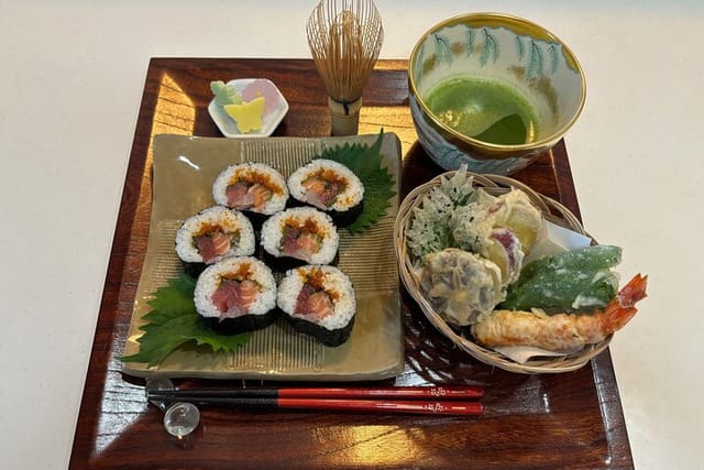 seafood-rolls-and-tempura-cooking-class-with-matcha-in-hokkaido_1