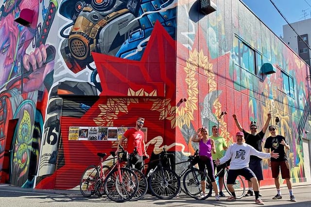 urban-canvas-osaka-street-art-bike-tour_1