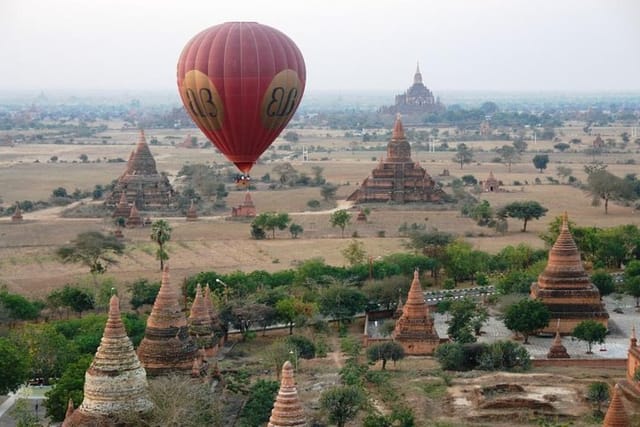 Enjoy amazing view riding Balloon in Bagan