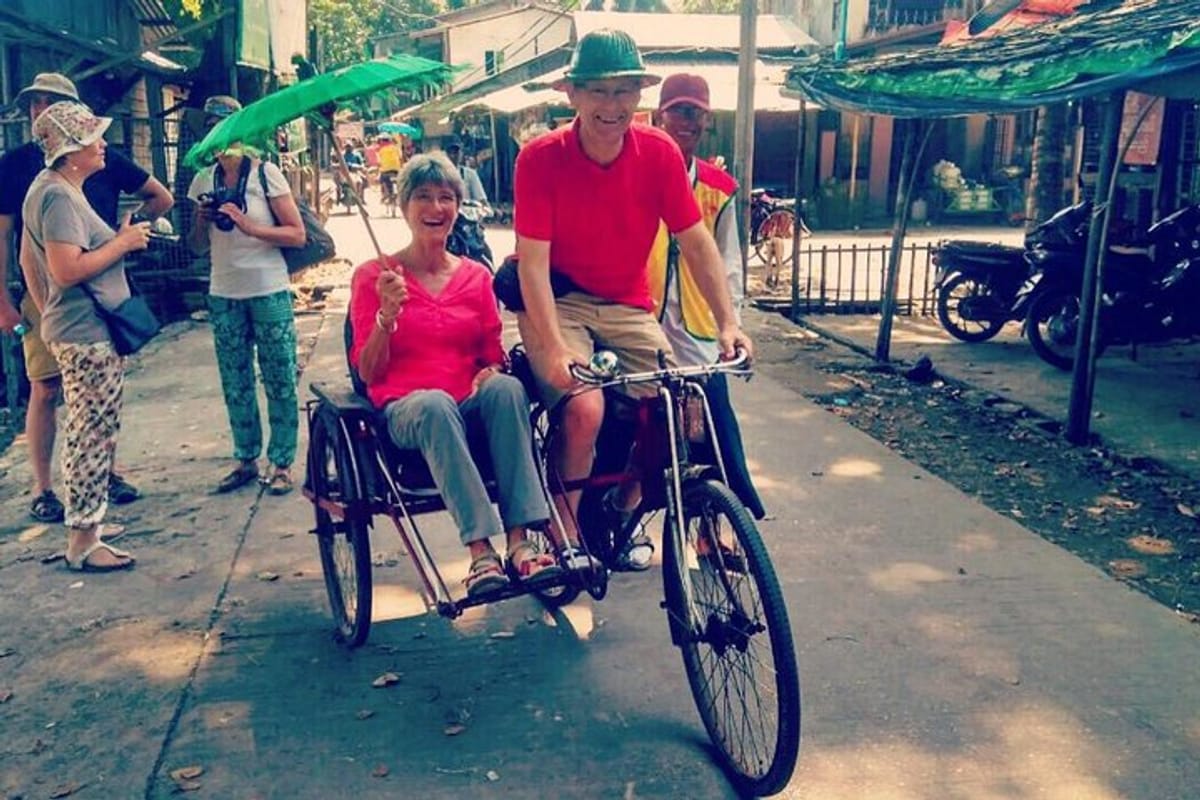 Trishaw riding in Yangon