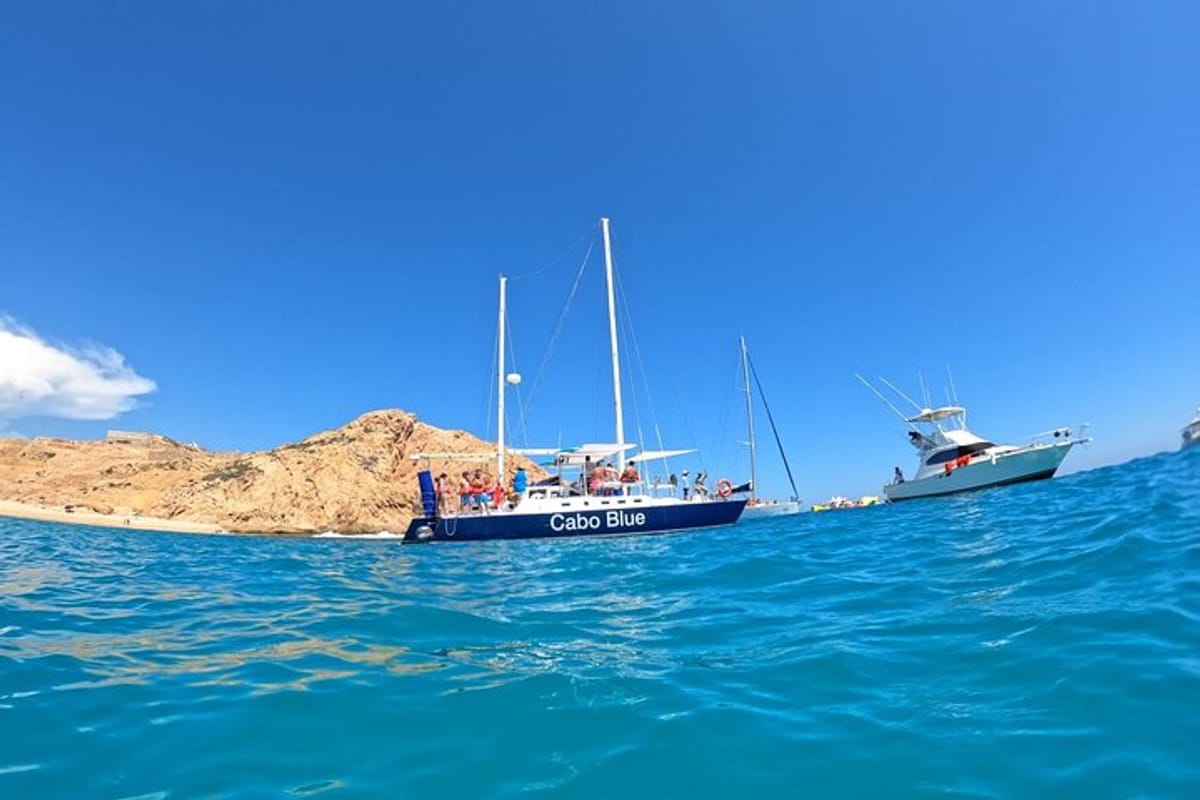 snorkeling-experience-tour-in-cabo-open-bar-lunch-included-cabo-blue-boat_1