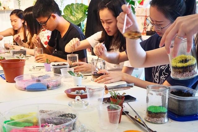experience-rainforest-terrarium-workshop-in-yishun_1