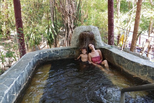 hot-springs-spa-massage_1
